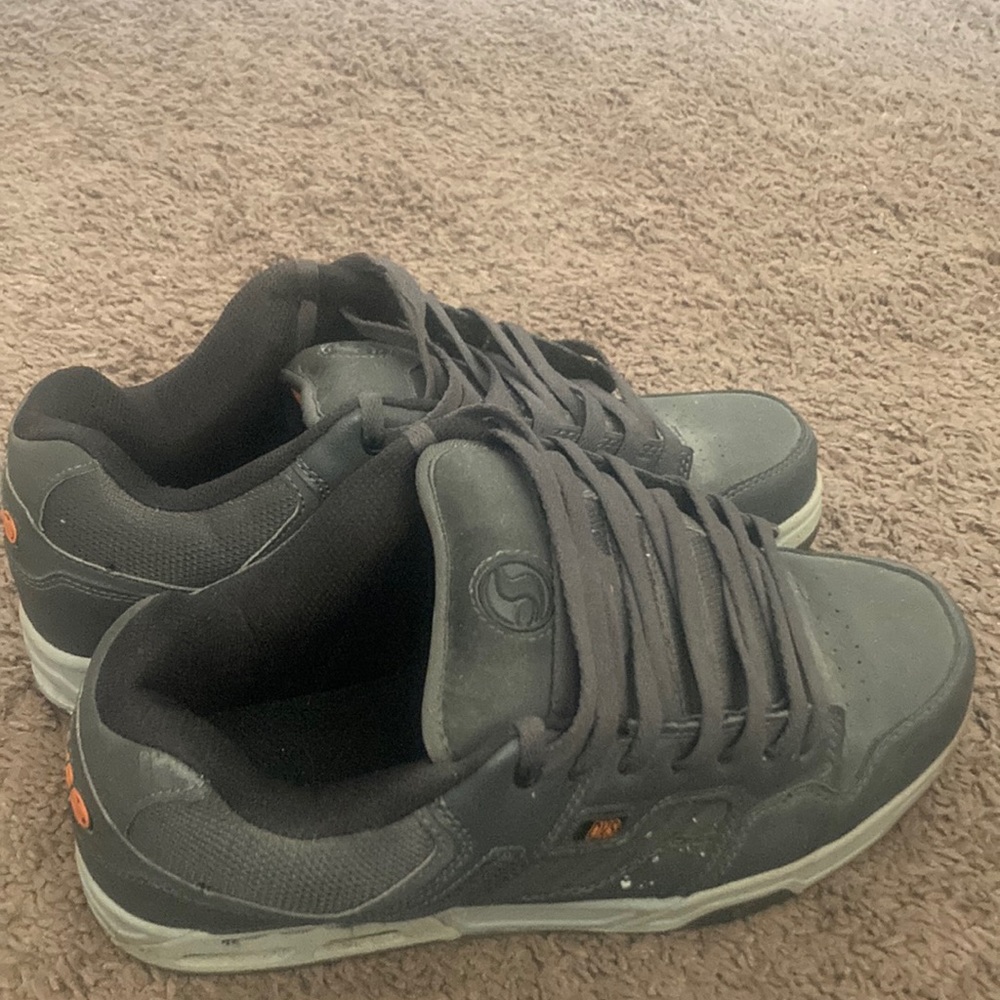 Men’s DVS shoes